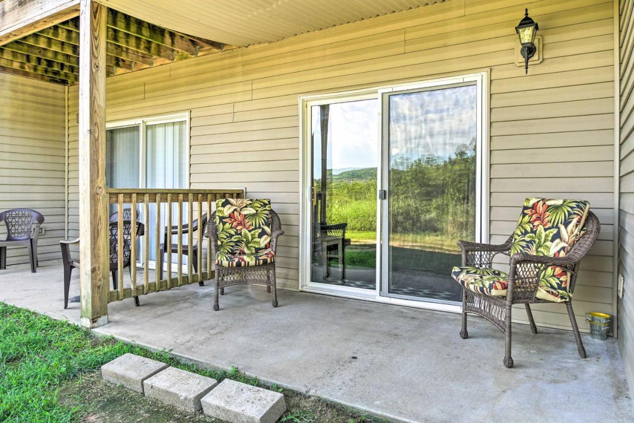 Cozy Condo With Pool Access, 5 Mi To Table Rock Lake برانسون المظهر الخارجي الصورة