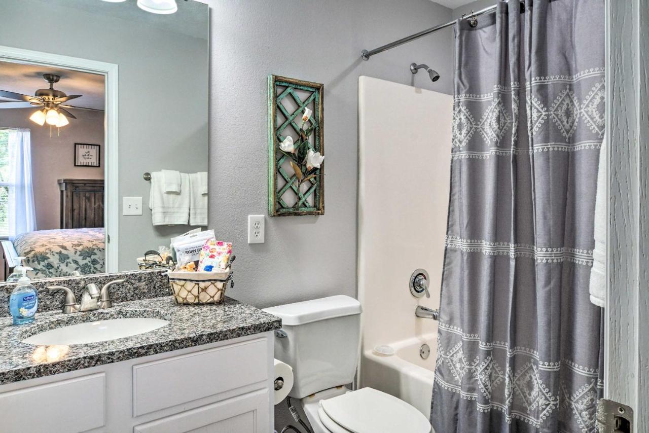 Cozy Condo With Pool Access, 5 Mi To Table Rock Lake برانسون المظهر الخارجي الصورة